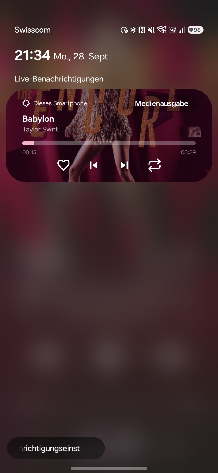 XAN lock screen media controls